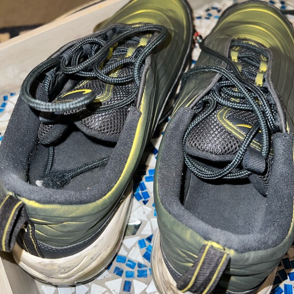 Air Nikes good condition - Picture 6 of 7